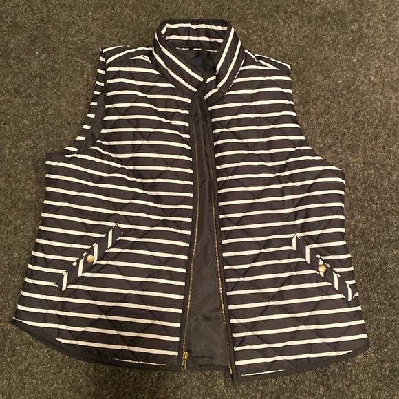 Gap winter vest, black-and-white - Picture 1 of 2